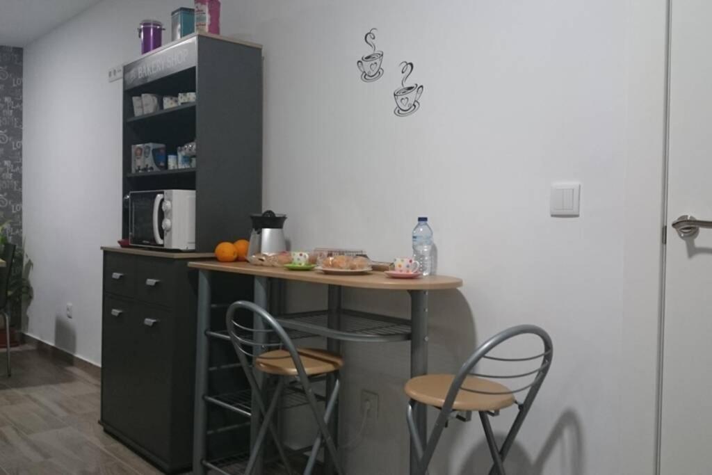 Ferienwohnung Espacioso Y Centrico Piso Con Zona Chill-Out Alicante Exterior foto