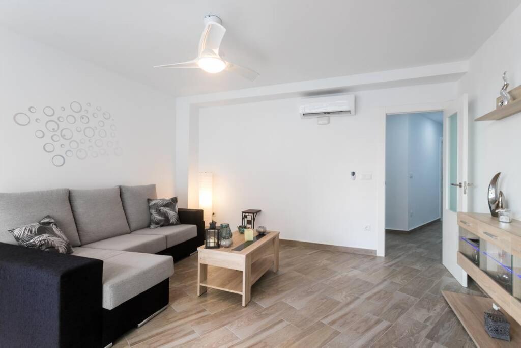 Ferienwohnung Espacioso Y Centrico Piso Con Zona Chill-Out Alicante Exterior foto