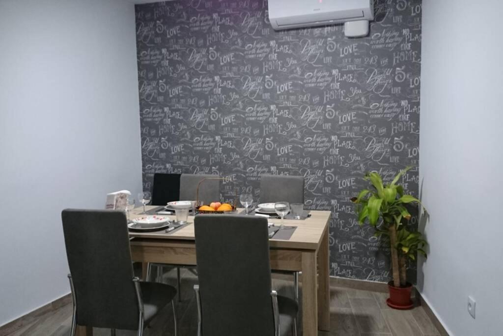 Ferienwohnung Espacioso Y Centrico Piso Con Zona Chill-Out Alicante Exterior foto